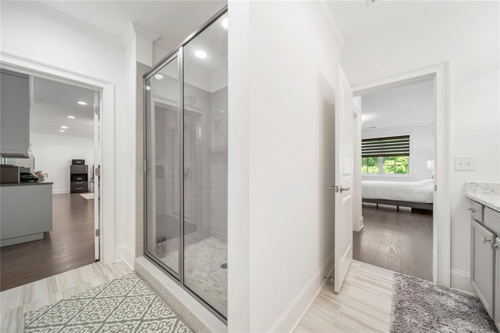 7790166 Property Photo 36