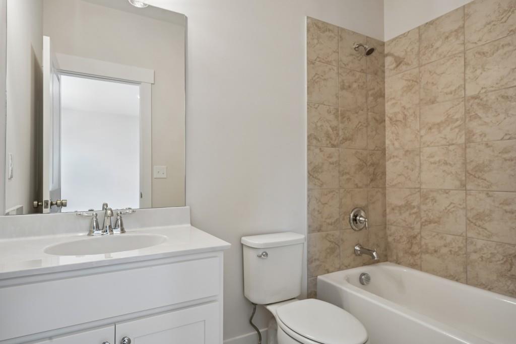 4615 Greyson Manor Drive Property Photo 18