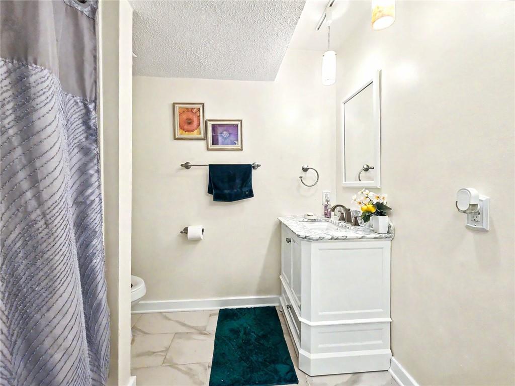 6851 Roswell Road Unit H33 Property Photo 22