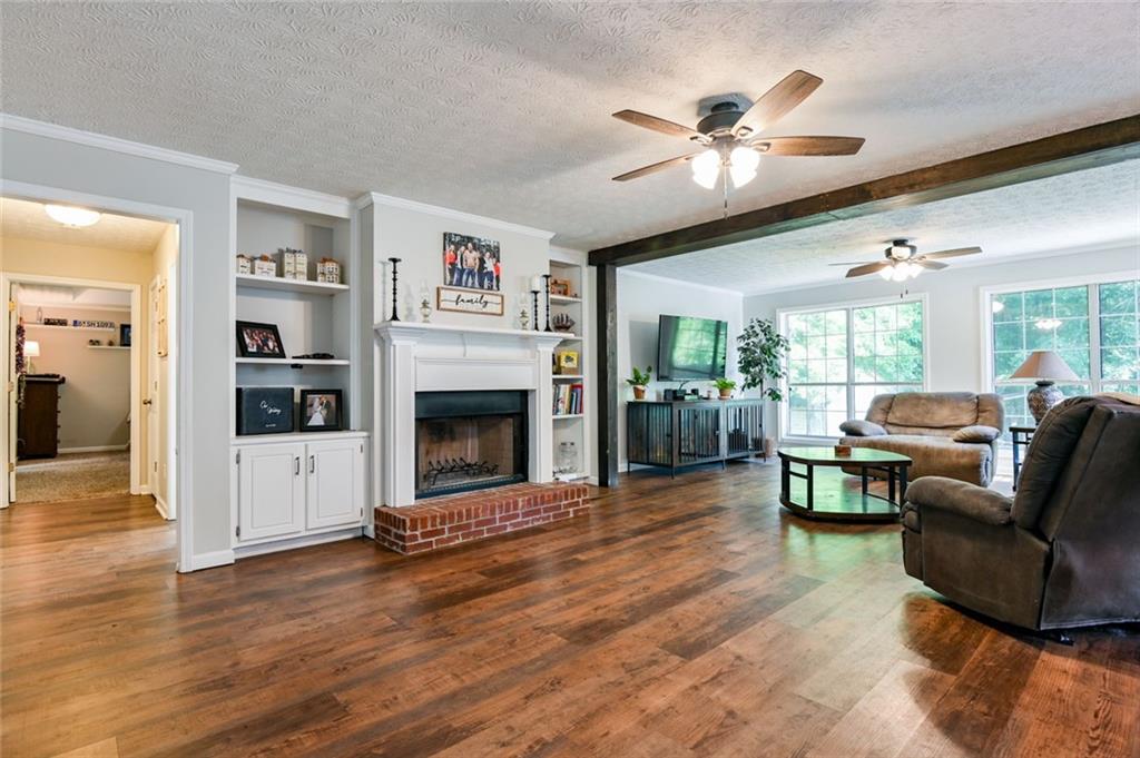 1901 Mcconnell Road Property Photo 4