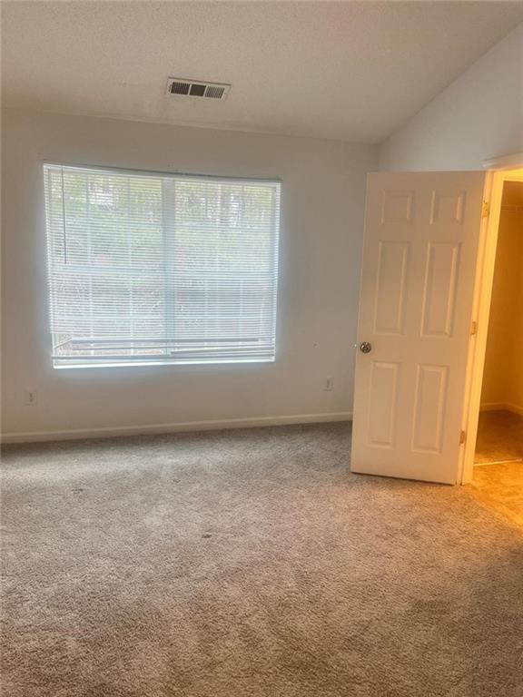 2804 Parkway Cove Property Photo 4