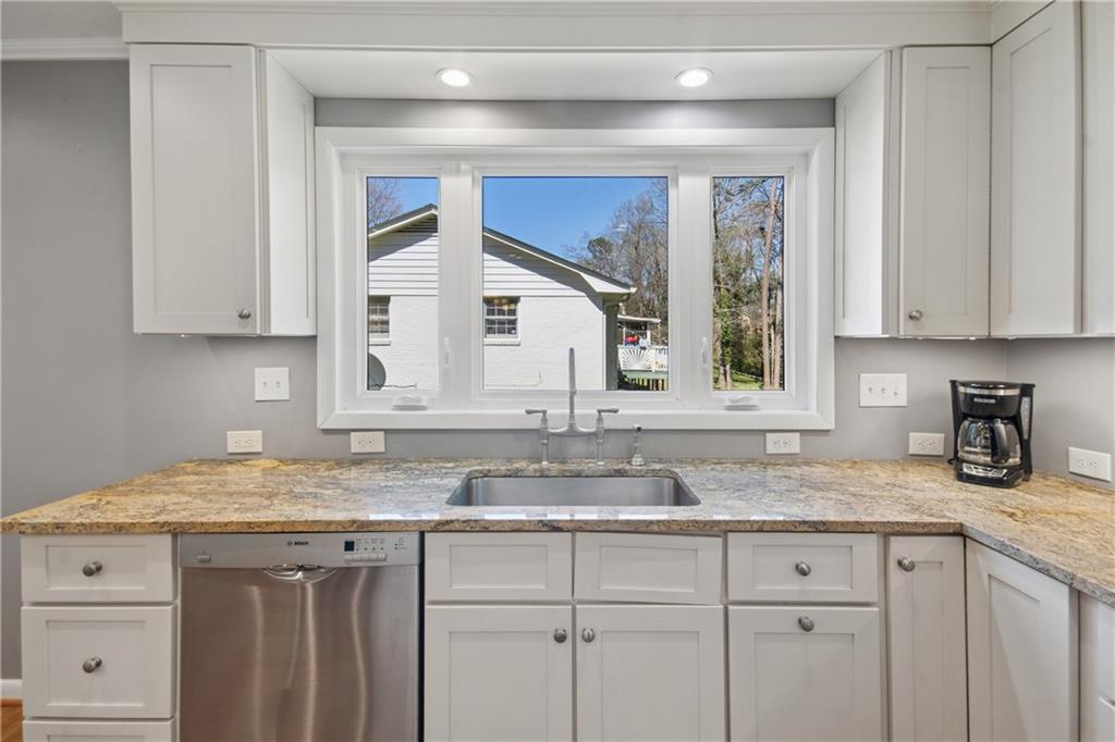 3280 Foxwood Trail Se Property Photo 6