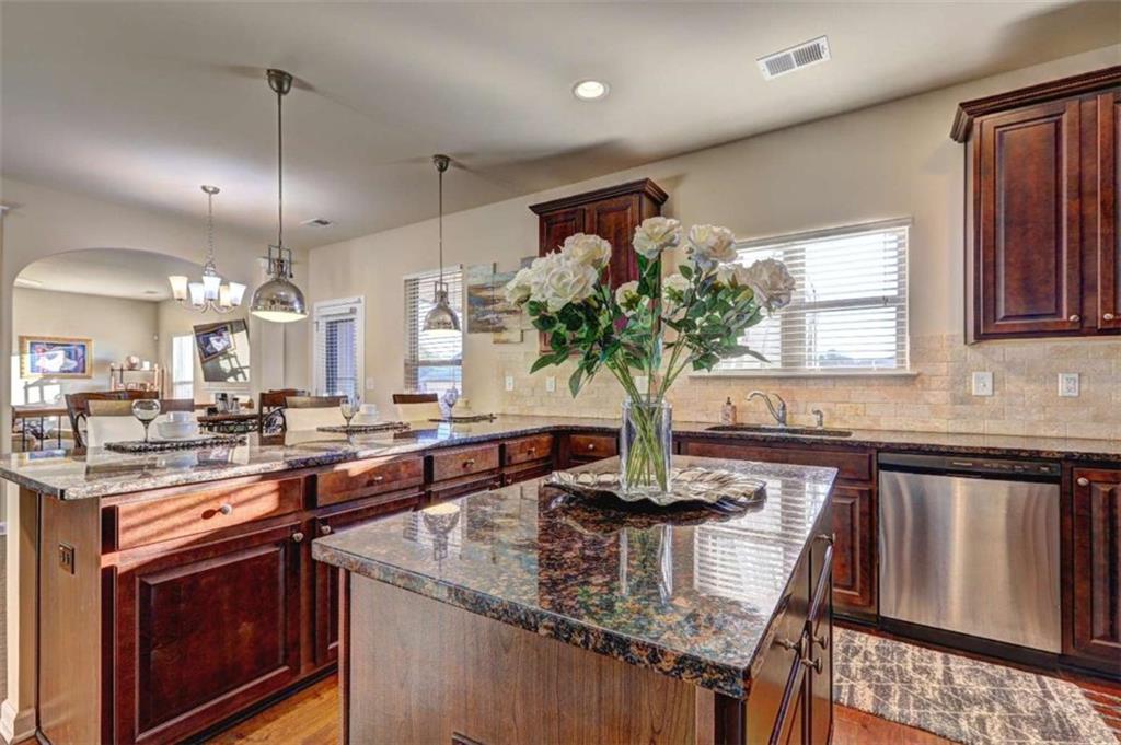 609 Caledon Way Property Photo 11