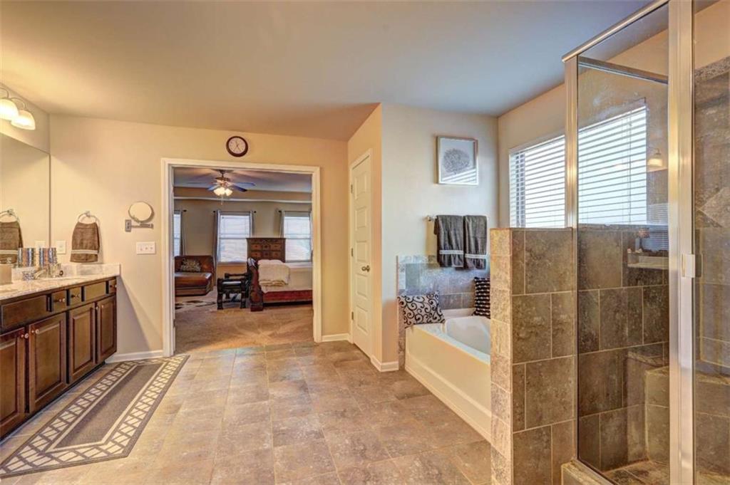 609 Caledon Way Property Photo 30