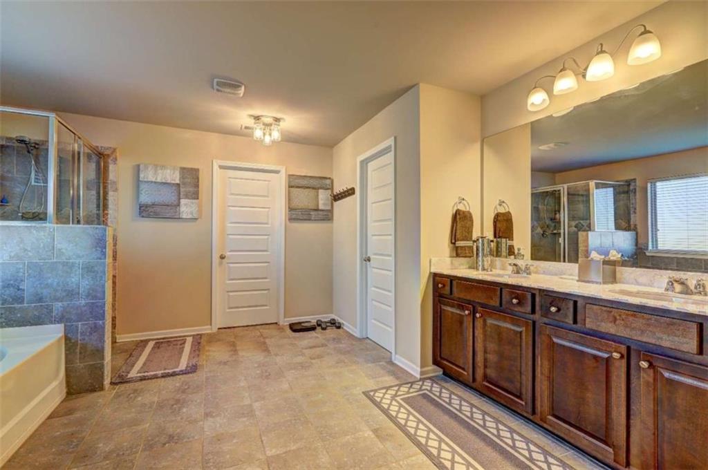 609 Caledon Way Property Photo 32