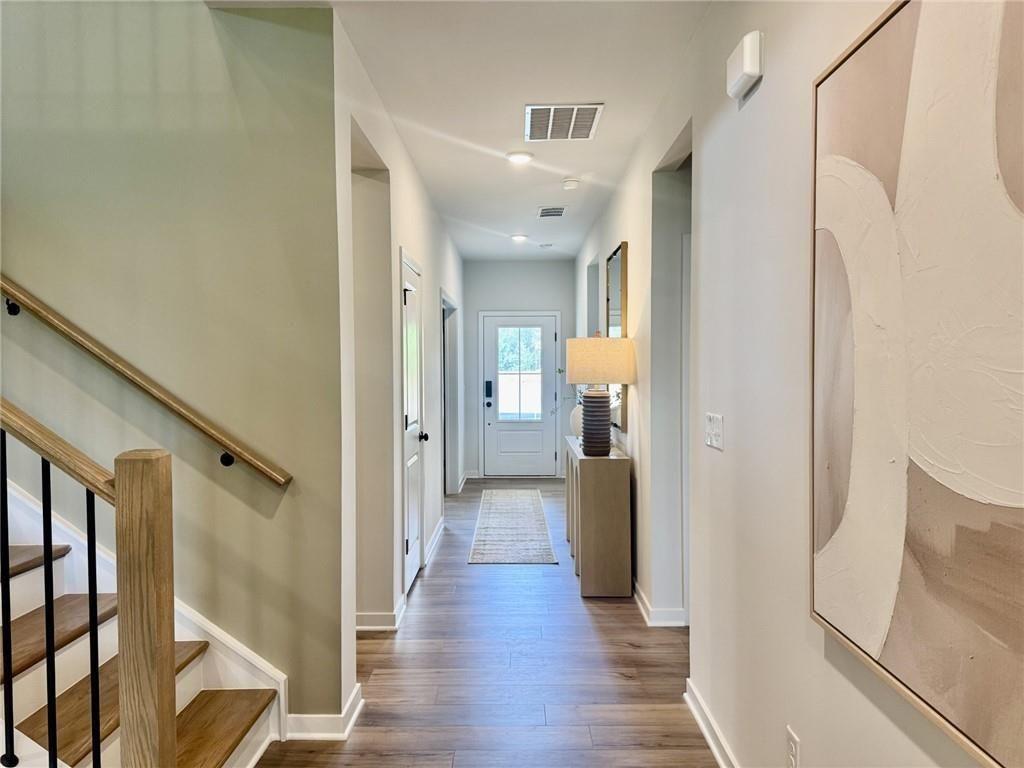 8545 Oak Hollow Way Property Photo 18