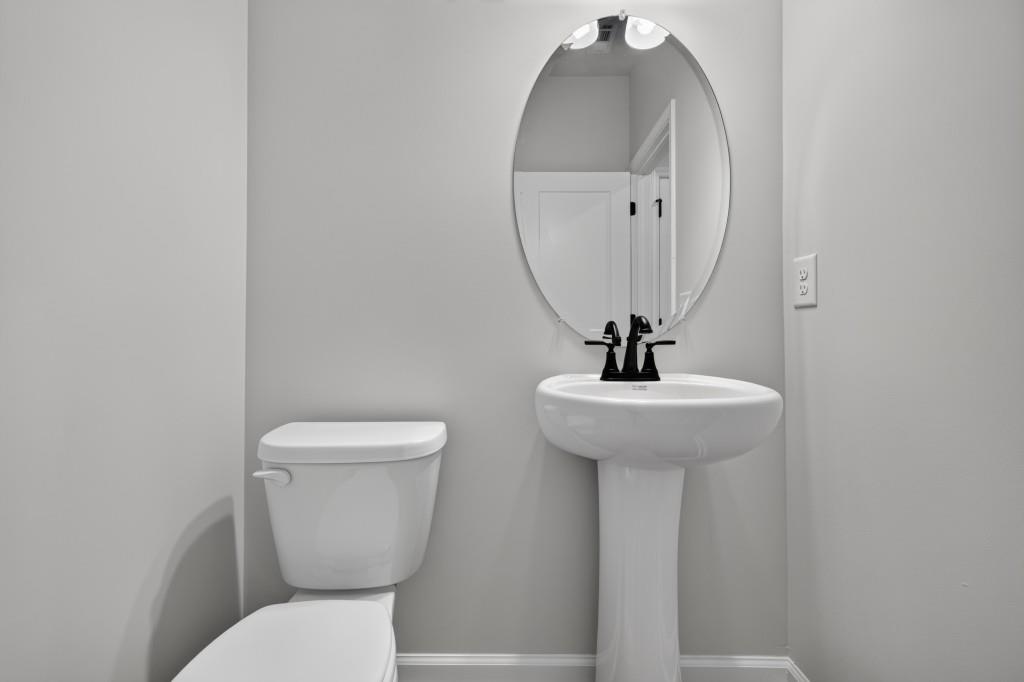 354 Flying Eagle Drive Property Photo 18