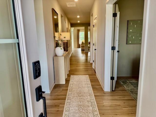 8540 Oak Hollow Way Property Photo 5