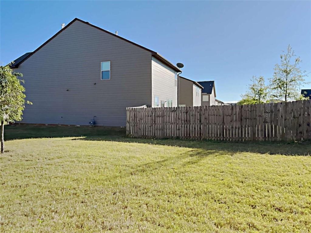 1928 Stanton Way Property Photo 3