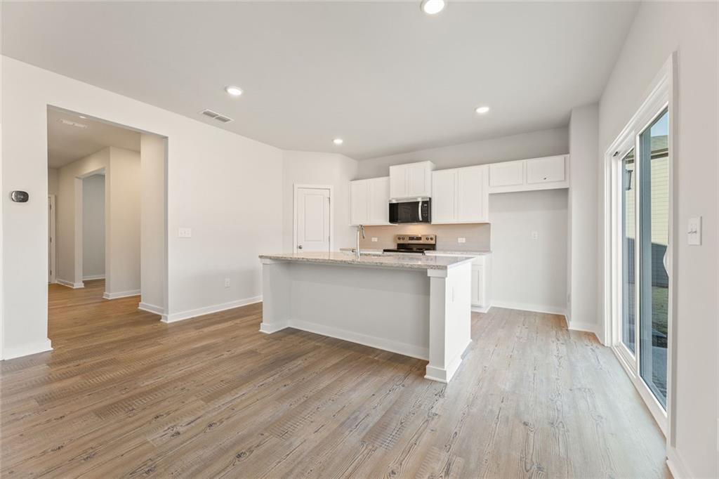 8038 Dickens Drive Property Photo 6