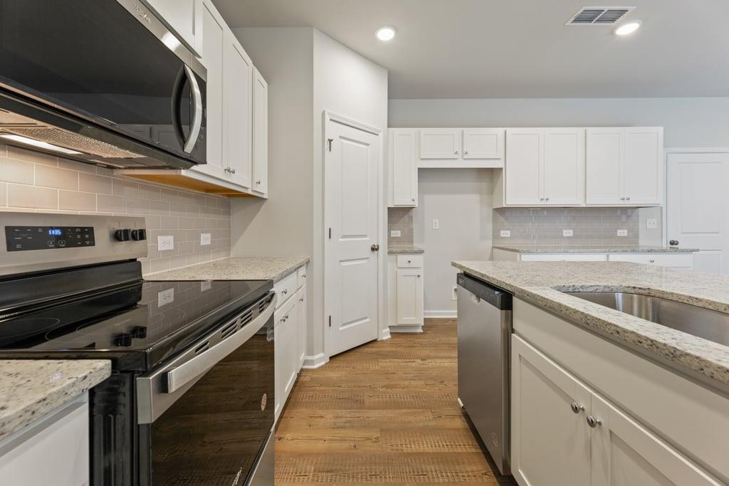 8031 Dickens Drive Property Photo 10