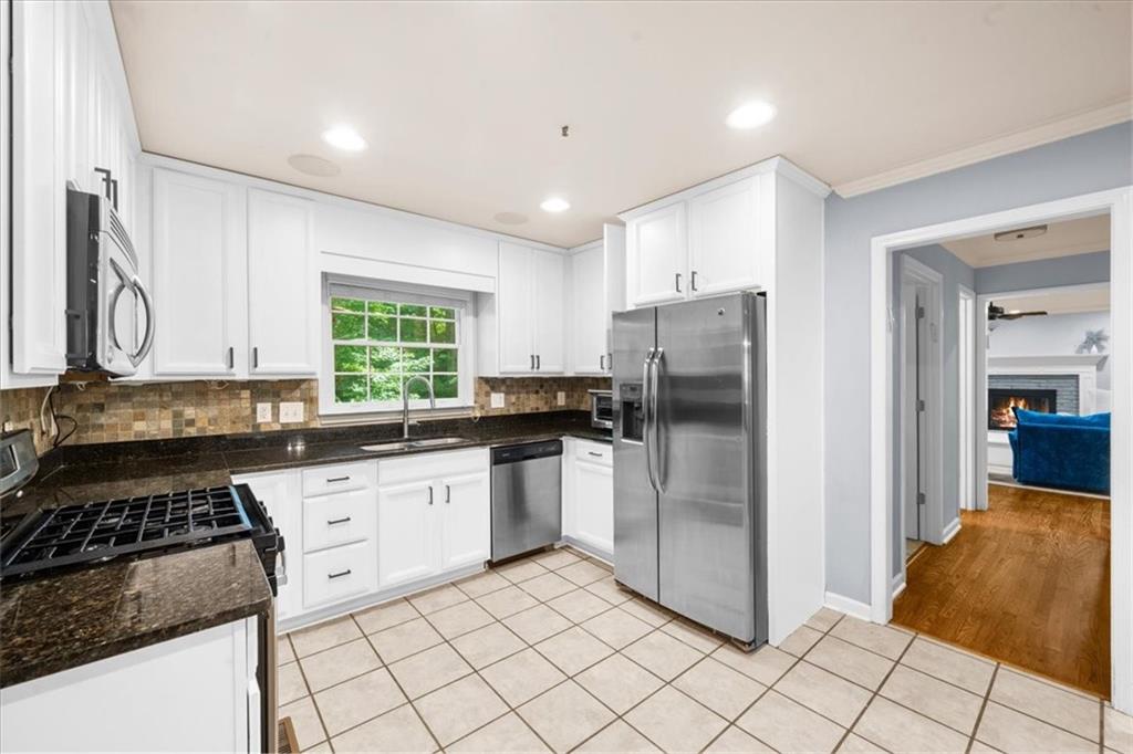 5667 Colton Drive Property Photo 16