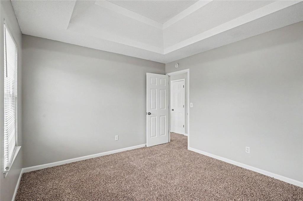 2909 Crabapple Circle Se Property Photo 8