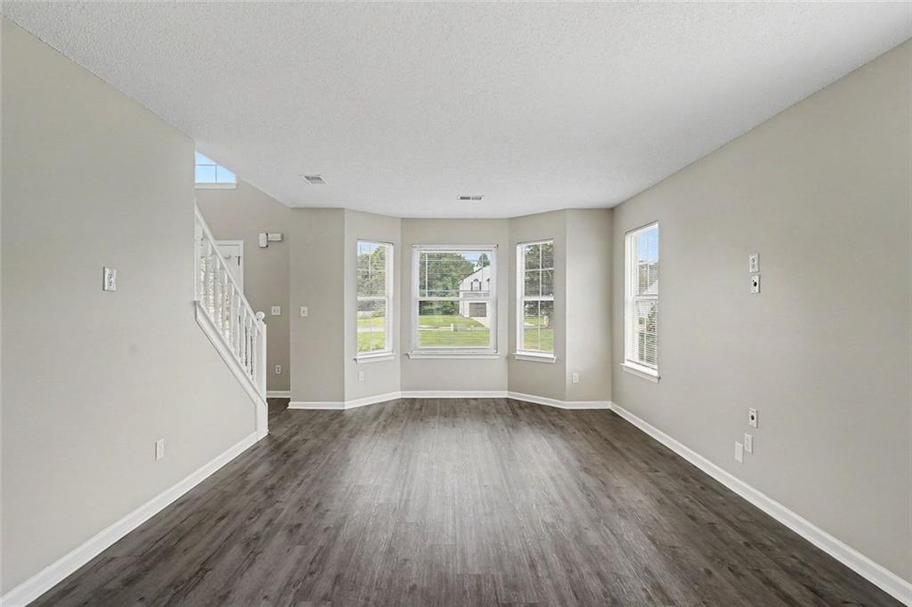 2909 Crabapple Circle Se Property Photo 12