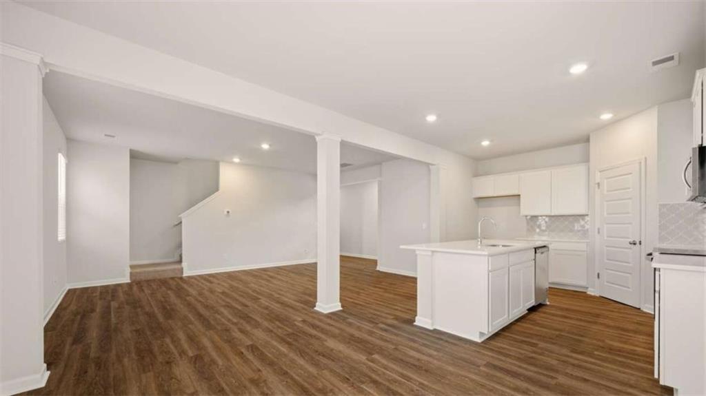 12003 Aukerman Way Property Photo 8