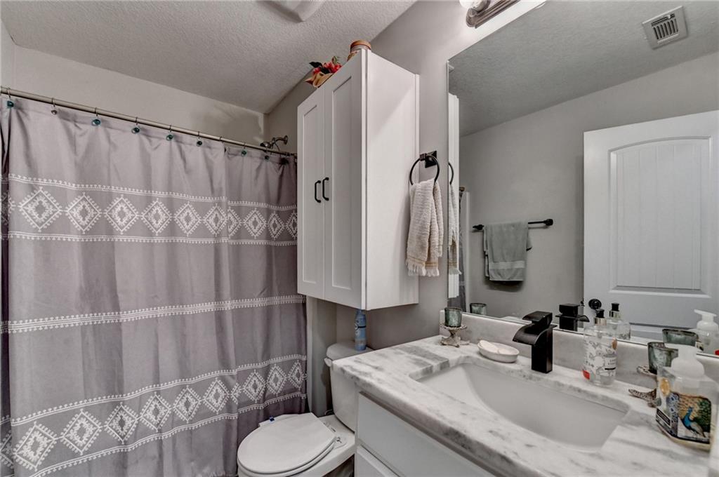 204 Lynn Road Property Photo 22