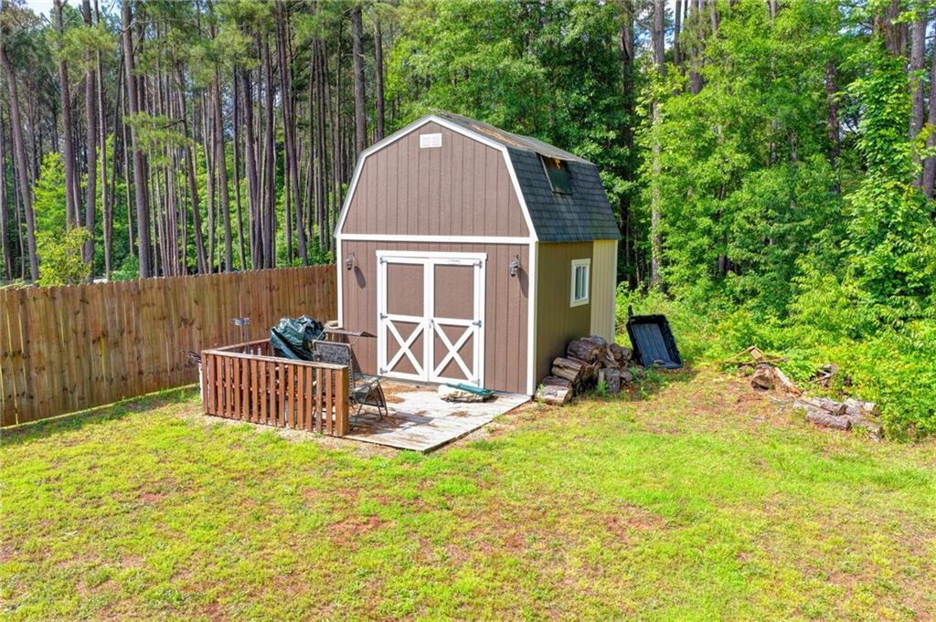 204 Lynn Road Property Photo 35