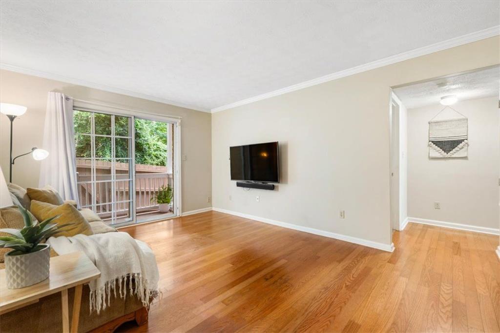 3140 Seven Pines Court Unit 102