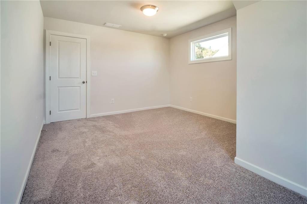 321 Willow Cove Property Photo 16