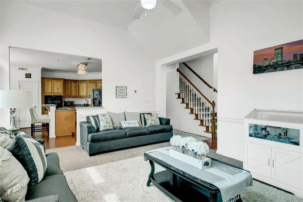 101 Green Branch Drive Property Photo 4