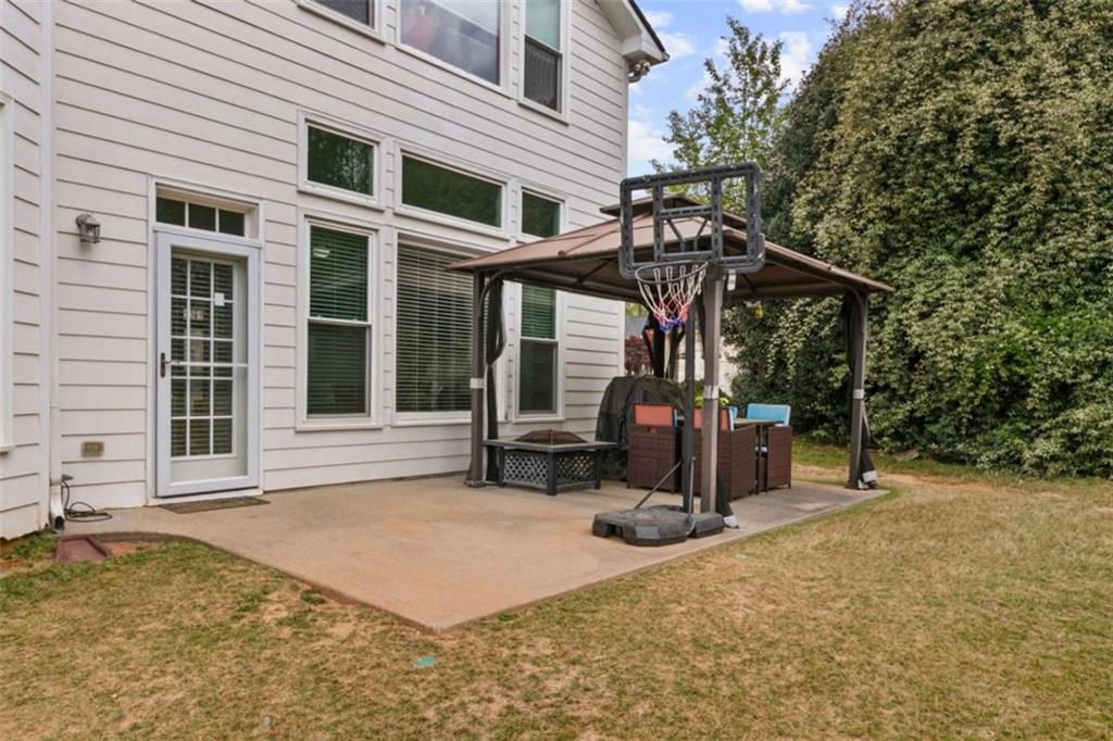 101 Green Branch Drive Property Photo 32