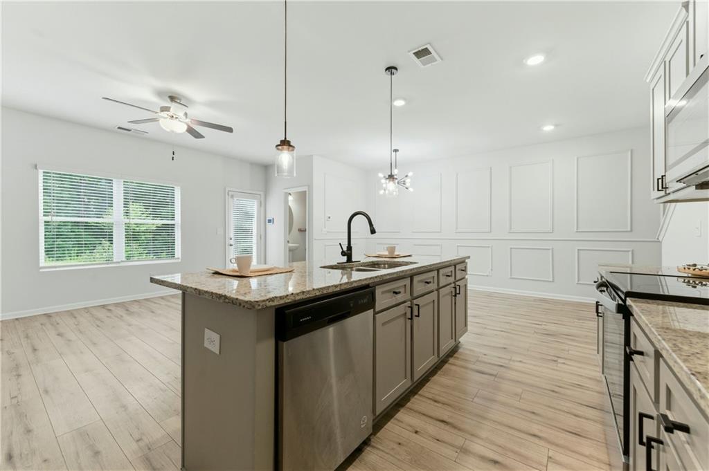 7492 Knoll Hollow Road Property Photo 5