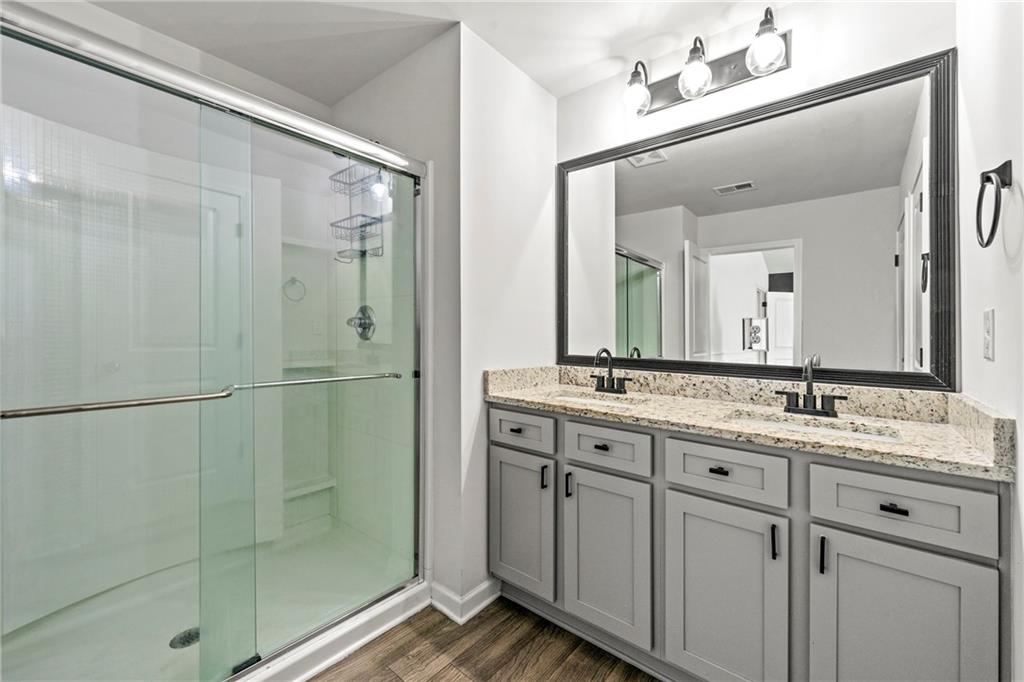 7492 Knoll Hollow Road Property Photo 20