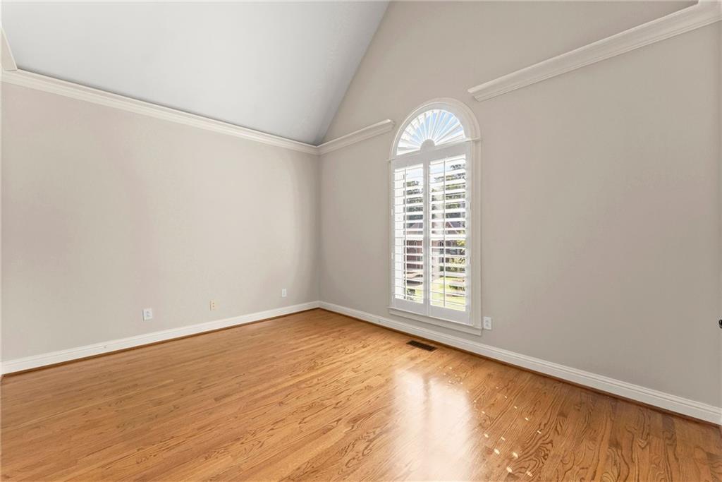 136 Riverview Drive Property Photo 6