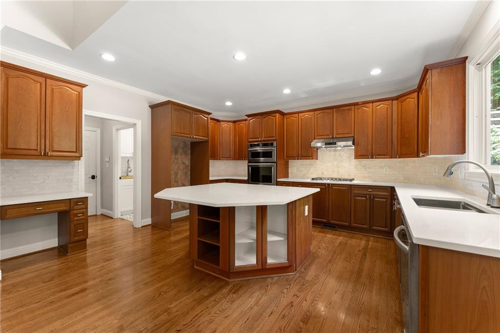 136 Riverview Drive Property Photo 25