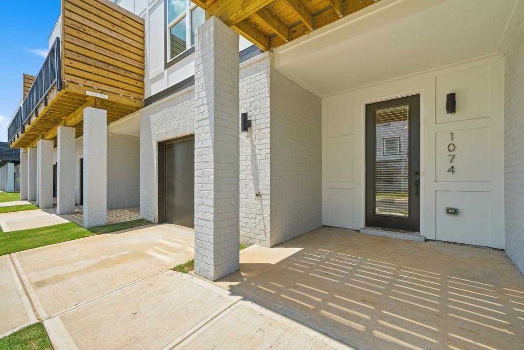 1066 Glen Opal Drive Property Photo 8