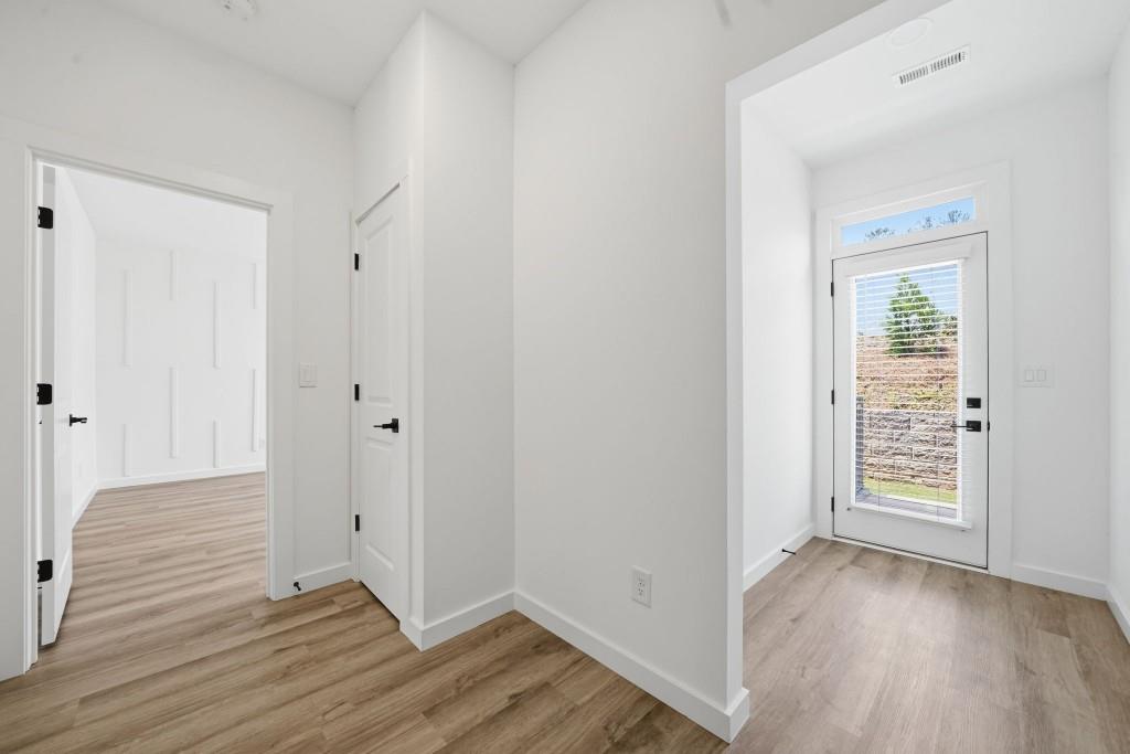 1066 Glen Opal Drive Property Photo 11