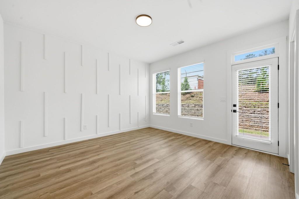 1066 Glen Opal Drive Property Photo 12