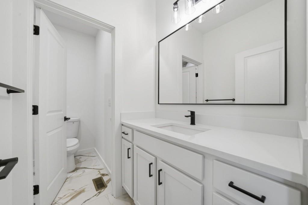 1066 Glen Opal Drive Property Photo 40