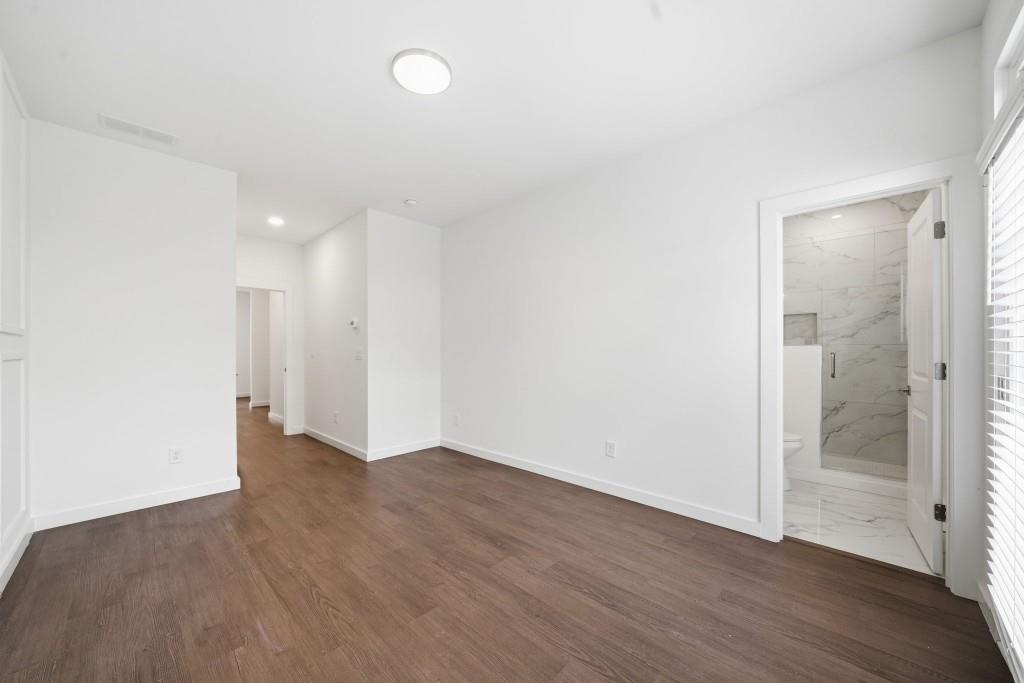 1096 Glen Opal Drive Property Photo 12