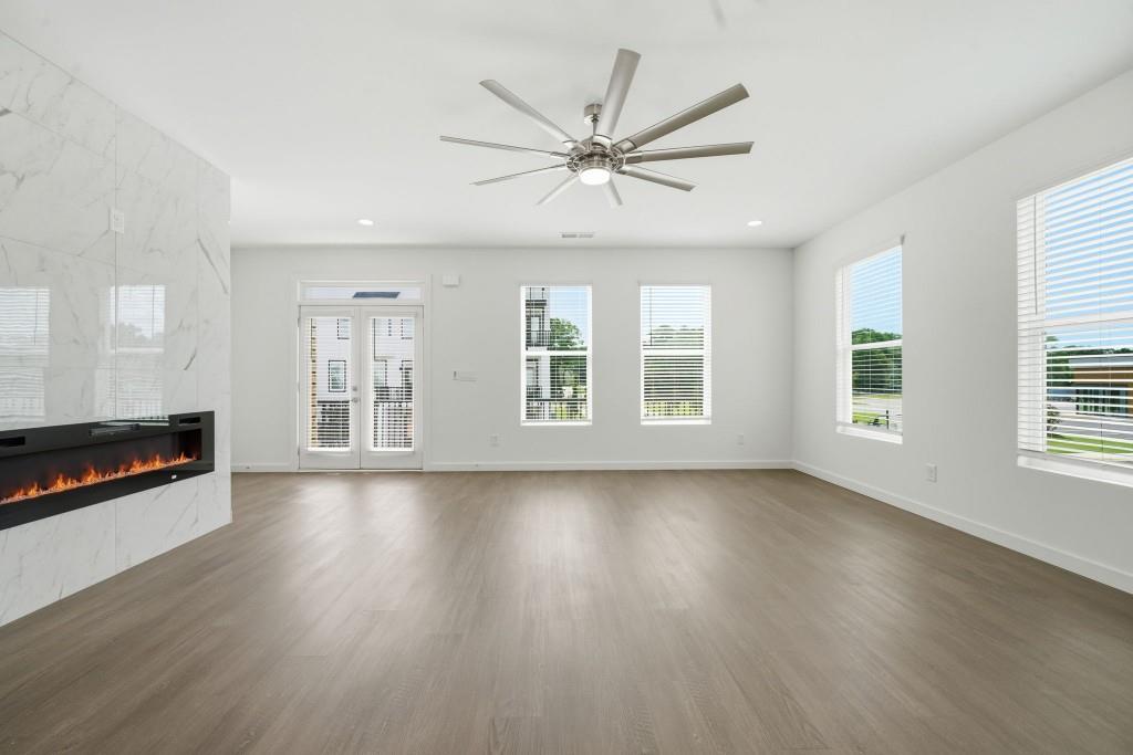 1096 Glen Opal Drive Property Photo 15
