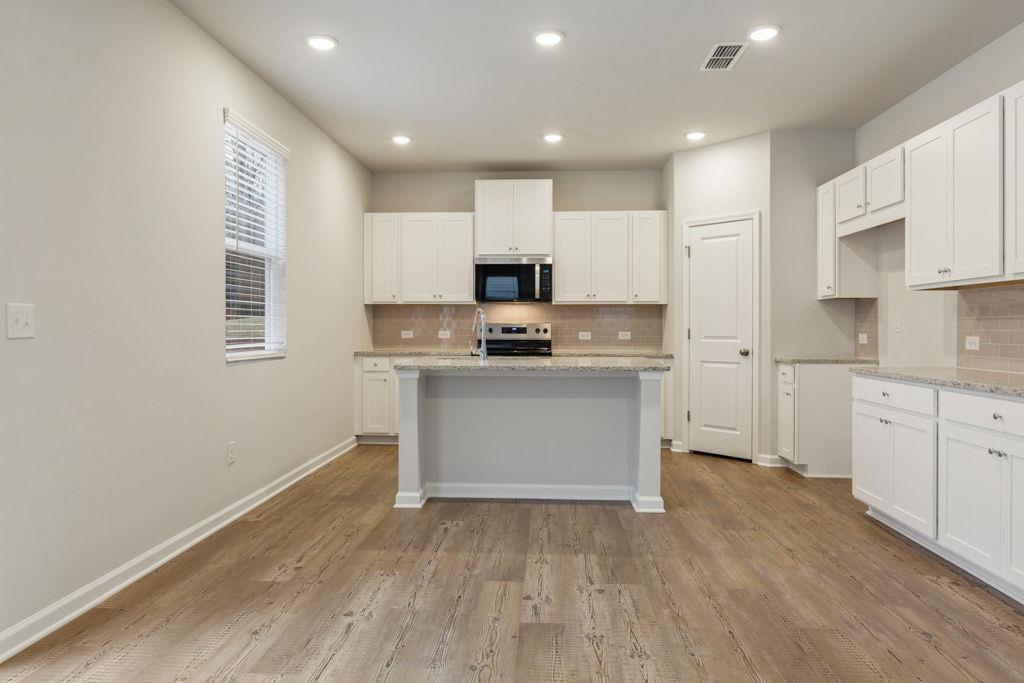 8047 Joyce Way Property Photo 10