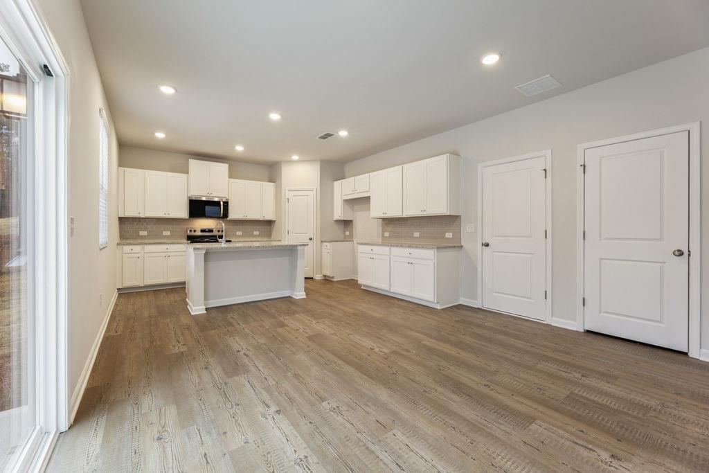 8047 Joyce Way Property Photo 12