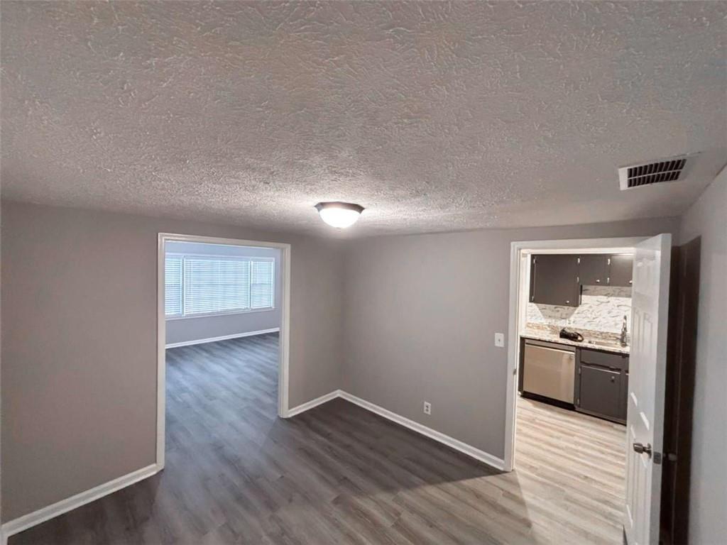 6101 River Road Property Photo 3