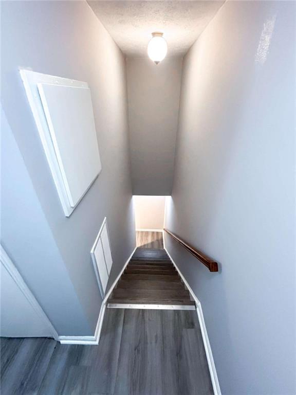 6101 River Road Property Photo 10