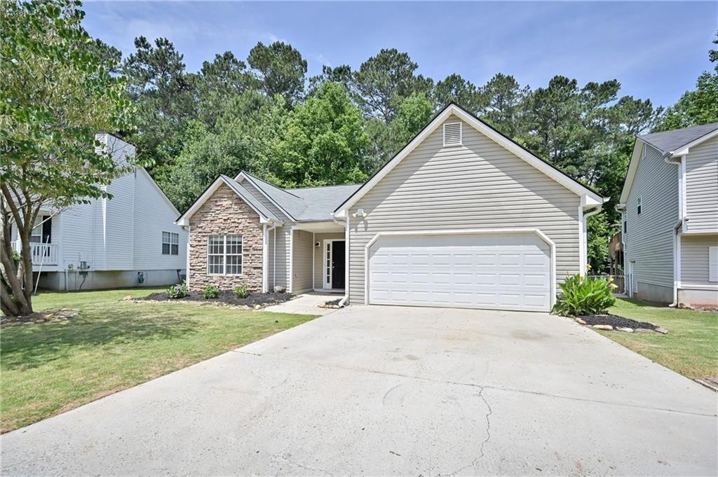 3605 Clubside Walk Nw Property Photo 1