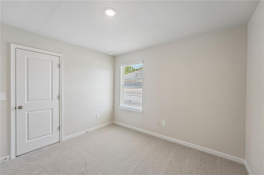 148 Proust Circle Property Photo 38