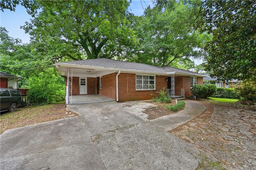 2397 Tilson Road Property Photo 2