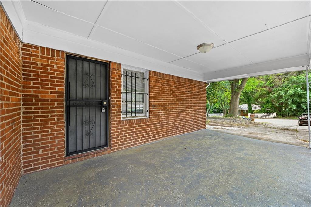 2397 Tilson Road Property Photo 4