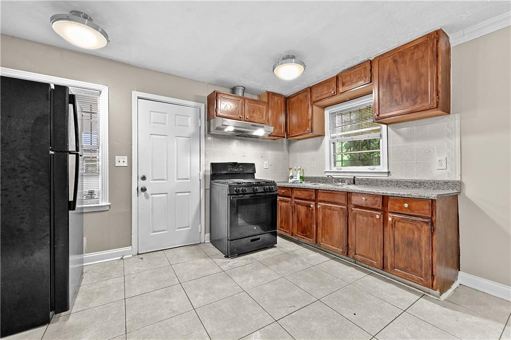 2397 Tilson Road Property Photo 11