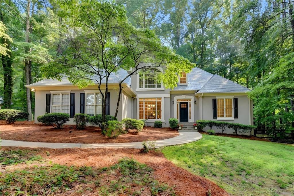 6480 White Oak Drive Property Photo 1