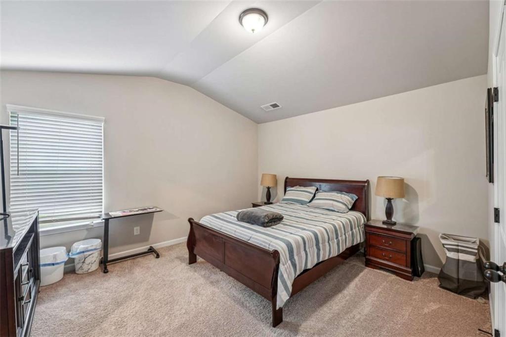 415 Traditions Lane Property Photo 34