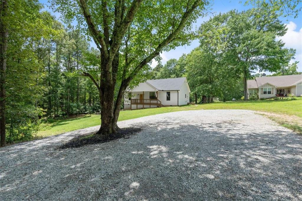 498 N Raburn Road N Property Photo 3