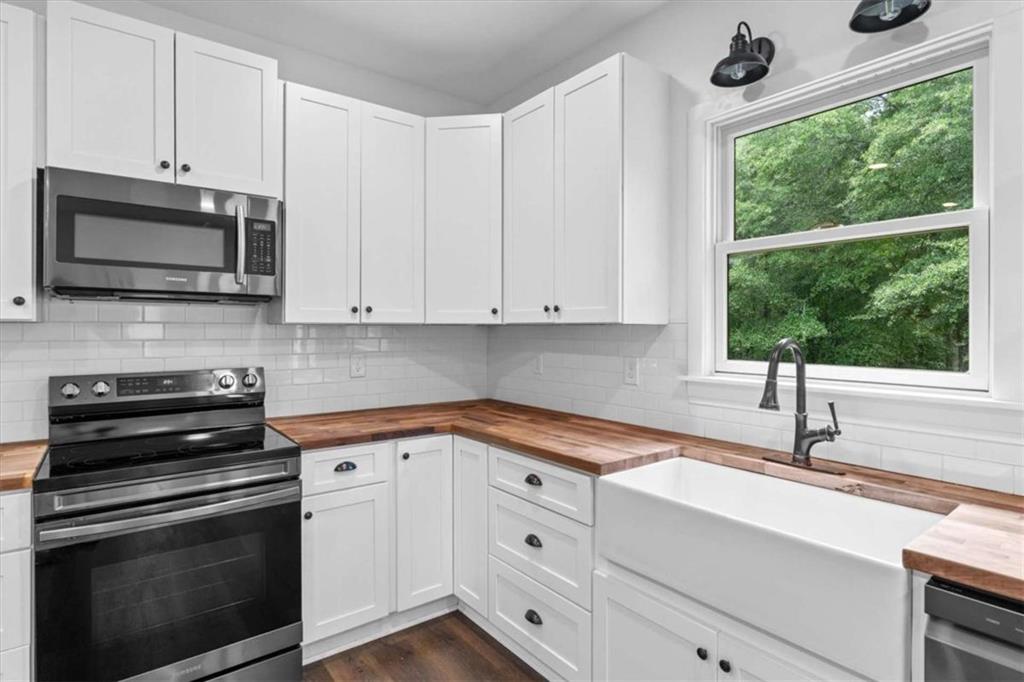 498 N Raburn Road N Property Photo 14