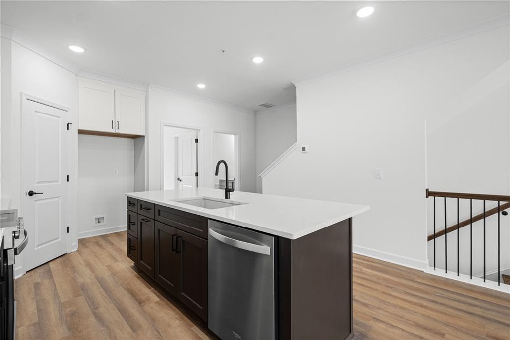 236 Village Overlook Unit L3 Property Photo 17