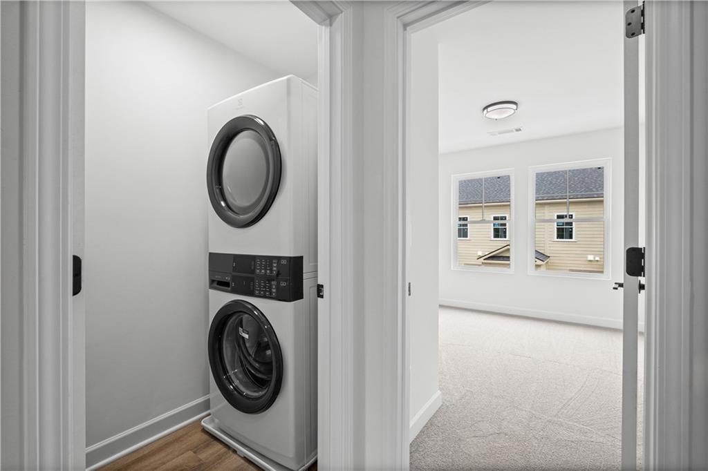 236 Village Overlook Unit L3 Property Photo 29
